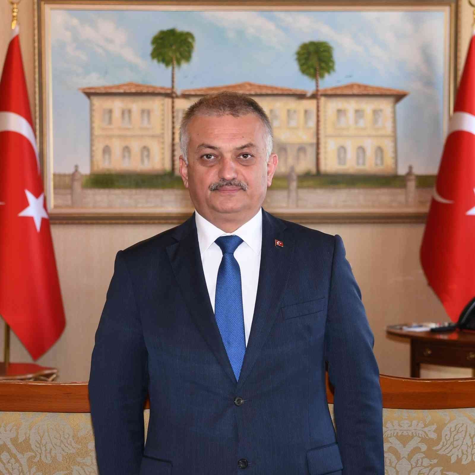 Vali Yazıcı: “Cumhuriyet, Türk Milletinin gücünün tüm dünyaya göstergesidir”